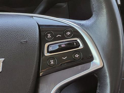 Used 2018 Cadillac Escalade Premium Luxury image 16