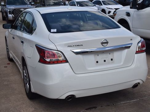 Used 2015 Nissan Altima 2.5 S w/ Power Driver Seat Package image 8