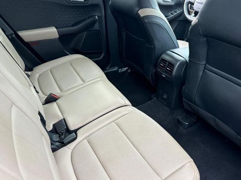 Used 2020 Ford Escape SEL image 29