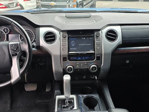Used 2017 Toyota Tundra Limited w/ Limited Premium Package RWD image 17