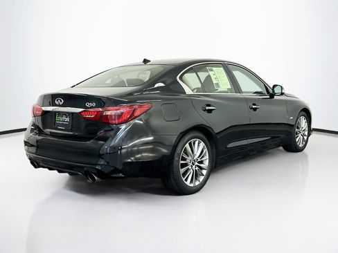 Used 2019 INFINITI Q50 Luxe w/ Essential Package (3.0T Luxe) AWD/4WD image 9