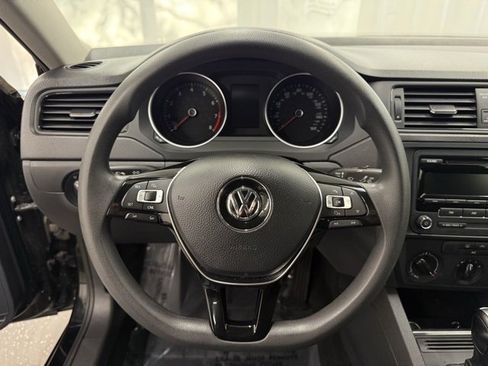 Used 2015 Volkswagen Jetta S w/ Welcome Package image 12
