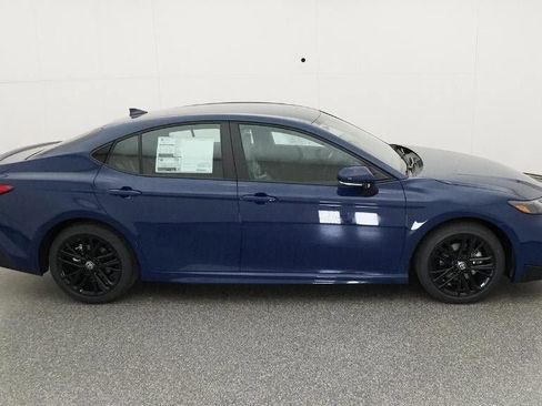 New 2026 Toyota Camry SE image 11