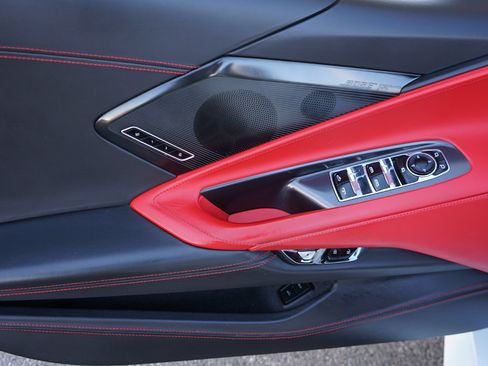 Used 2023 Chevrolet Corvette Stingray Premium Conv w/ Stealth Interior Trim Package image 17