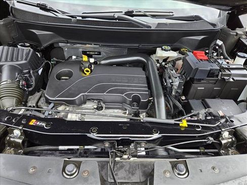 Used 2025 Chevrolet Equinox LT FWD image 22