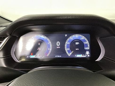Used 2024 Jeep Grand Cherokee Laredo AWD/4WD image 17