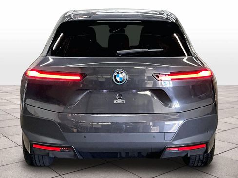 Used 2024 BMW iX xDrive50 w/ Convenience Package AWD/4WD image 7
