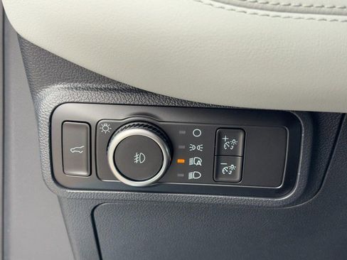 New 2026 Ford Explorer Platinum w/ LUX Leather Package image 11