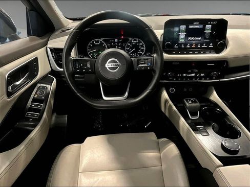 Used 2021 Nissan Rogue SL w/ Premium Package image 17