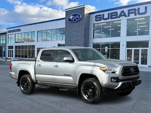 Used 2021 Toyota Tacoma SR5 image 1