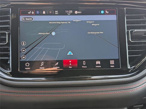 Used 2024 Dodge Durango GT image 32