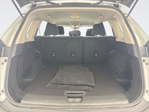 Used 2023 Nissan Rogue SV AWD/4WD image 18