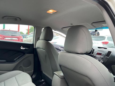 Used 2015 Kia Forte LX FWD image 27