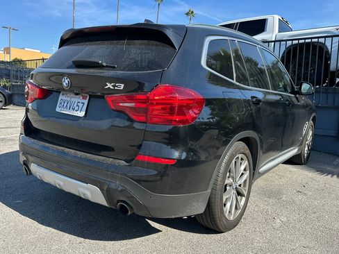 Used 2018 BMW X3 xDrive30i image 3