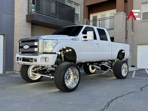 Used 2013 Ford F250 Platinum AWD/4WD image 1