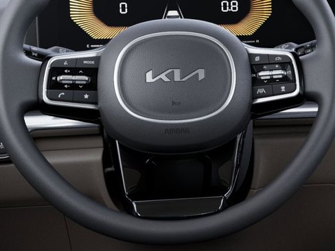 New 2026 Kia Carnival LX FWD image 23