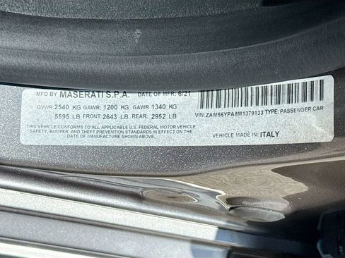 Used 2021 Maserati Quattroporte S image 37