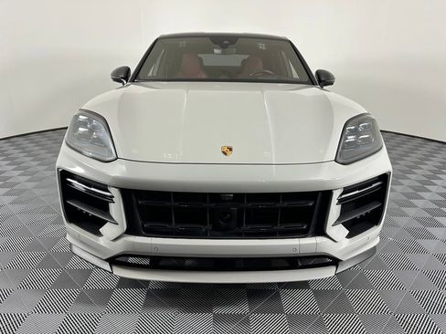 Certified 2024 Porsche Cayenne Turbo GT AWD/4WD image 8