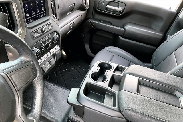 Used 2025 Chevrolet Silverado 1500 W/T w/ WT Value Package AWD/4WD image 18