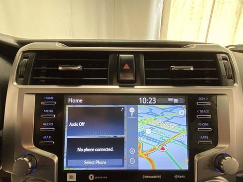 Used 2020 Toyota 4Runner Limited image 18