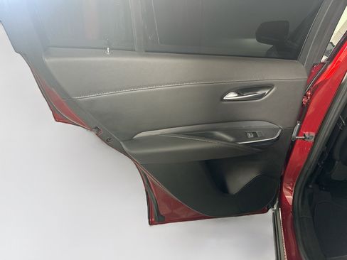 Used 2024 Cadillac XT4 Premium Luxury image 26