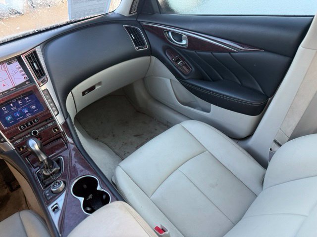 Used 2015 INFINITI Q50 Premium w/ Navigation Package AWD/4WD image 10