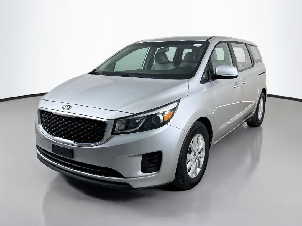 Used 2018 Kia Sedona L FWD image 4