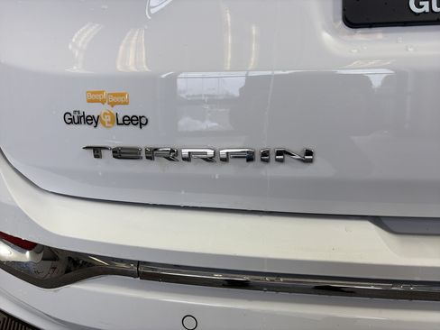 Used 2023 GMC Terrain Denali AWD/4WD image 16