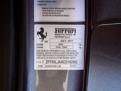 Used 2012 Ferrari California image 29