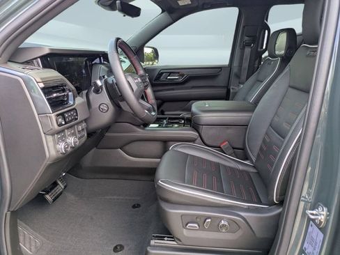 Used 2025 GMC Yukon XL AT4 Ultimate w/ LPO, Floor Liner Package AWD/4WD image 25