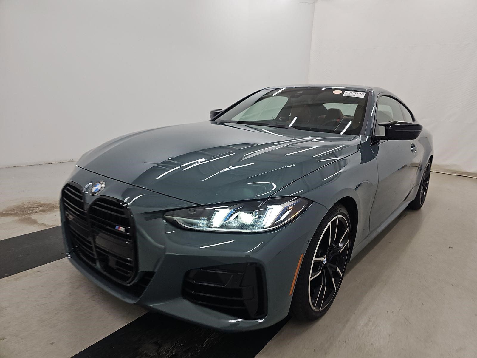 Certified 2026 BMW M440i Coupe RWD image 3