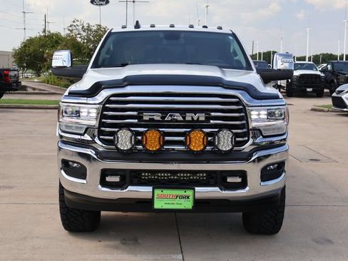 Used 2024 RAM 2500 Limited w/ Towing Technology Group AWD/4WD image 2