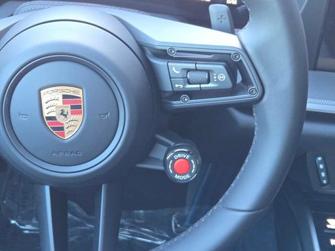 Certified 2025 Porsche 911 Carrera S RWD image 19
