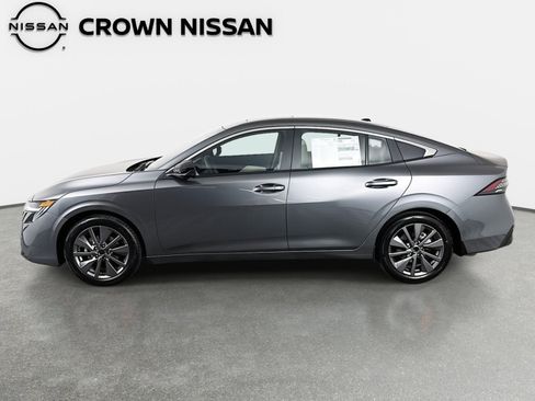 New 2026 Nissan Sentra SL w/ Floor Mat Package FWD image 8