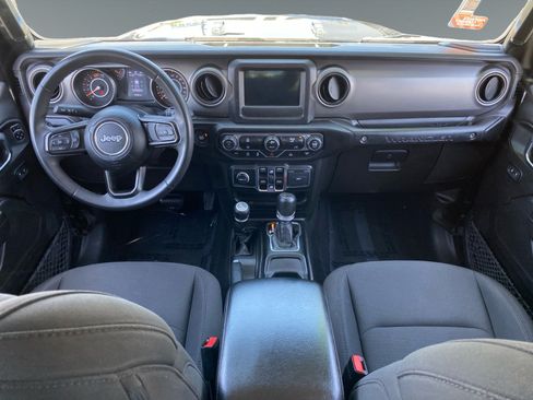 Used 2023 Jeep Wrangler Unlimited Sport AWD/4WD image 10