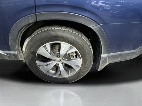 Used 2022 Subaru Ascent Premium image 19