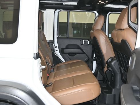 Used 2021 Jeep Wrangler Unlimited Rubicon 4xe w/ Cold Weather Group image 26