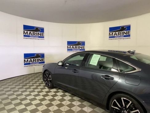 Used 2025 Honda Accord Touring image 8