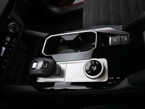 Used 2025 Mitsubishi Outlander SE FWD image 25
