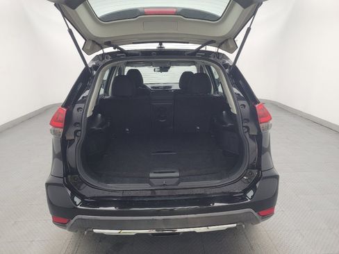 Used 2019 Nissan Rogue S FWD image 29
