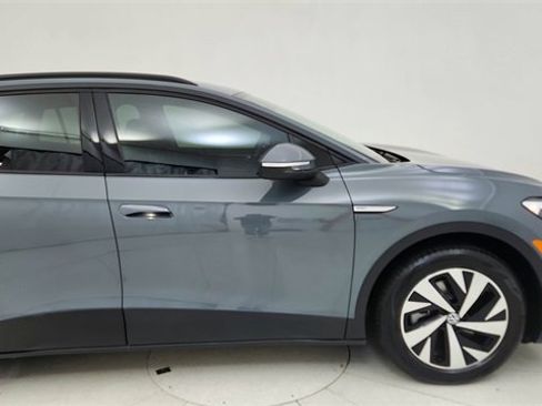 Used 2025 Volkswagen ID.4 Pro image 8