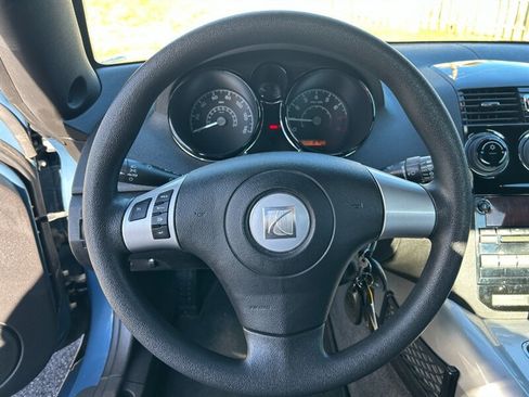 Used 2007 Saturn Sky image 15