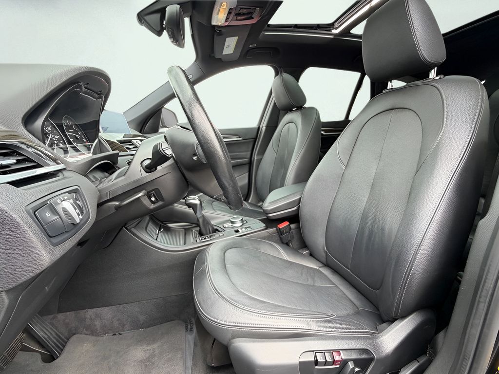 Used 2018 BMW X1 xDrive28i AWD/4WD image 16