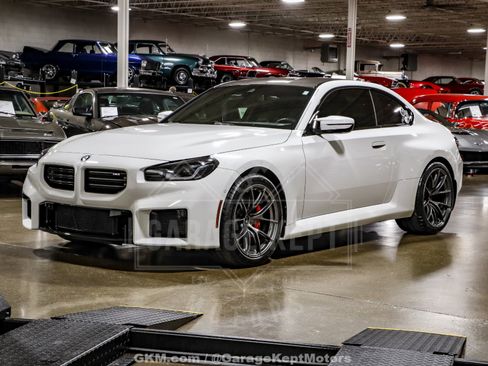 Used 2024 BMW M2 w/ Lighting Package image 19