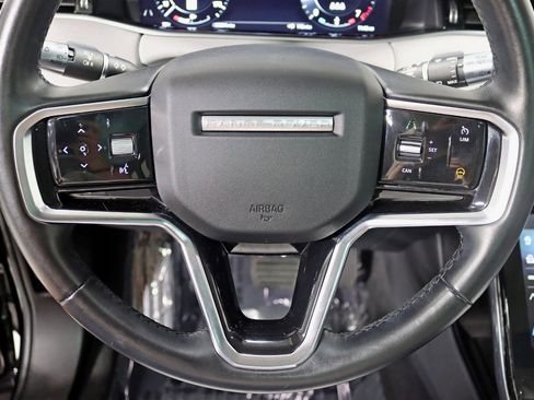 Used 2021 Land Rover Range Rover Evoque SE image 16