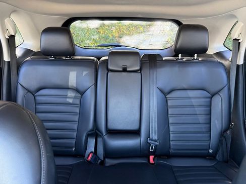 Used 2021 Ford Edge SEL w/ Convenience Package image 43