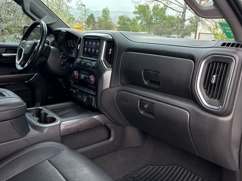 Used 2021 Chevrolet Silverado 1500 LTZ w/ LTZ Convenience Package II RWD image 8