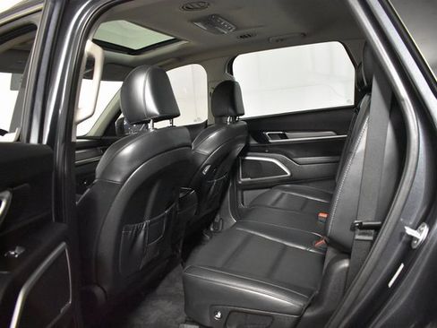 Used 2020 Kia Telluride S w/ S 8 Passenger Seating Package image 33