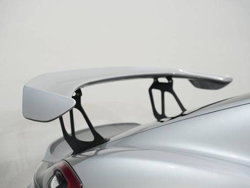 Used 2016 Porsche Cayman GT4 image 17