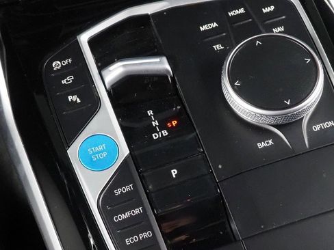 Used 2024 BMW i4 xDrive40 image 27